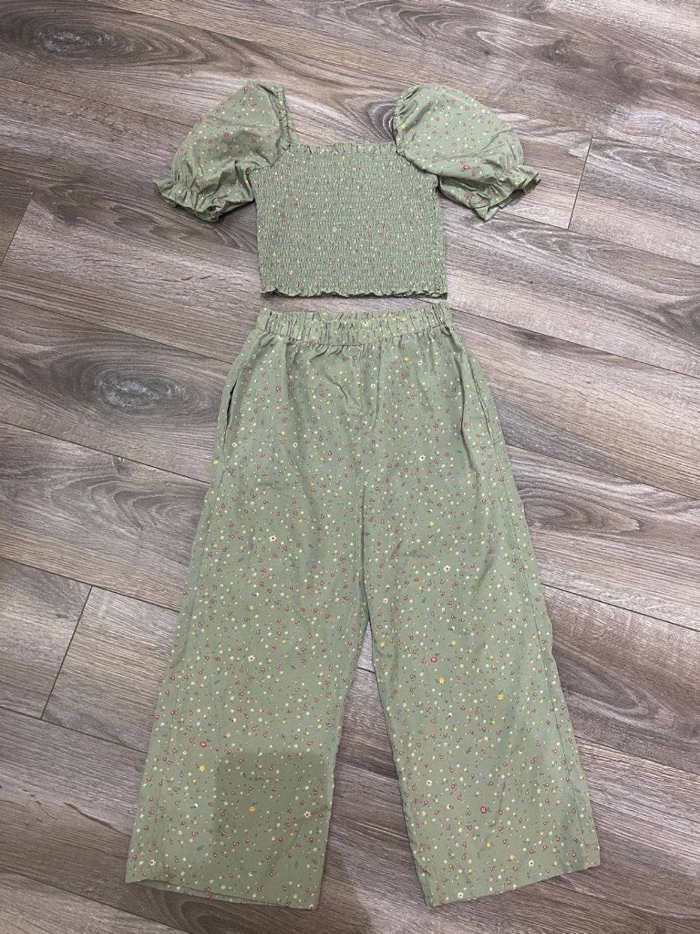 $15 w/ min $20 spend Japna Girls Size 8 Floral Matching Set